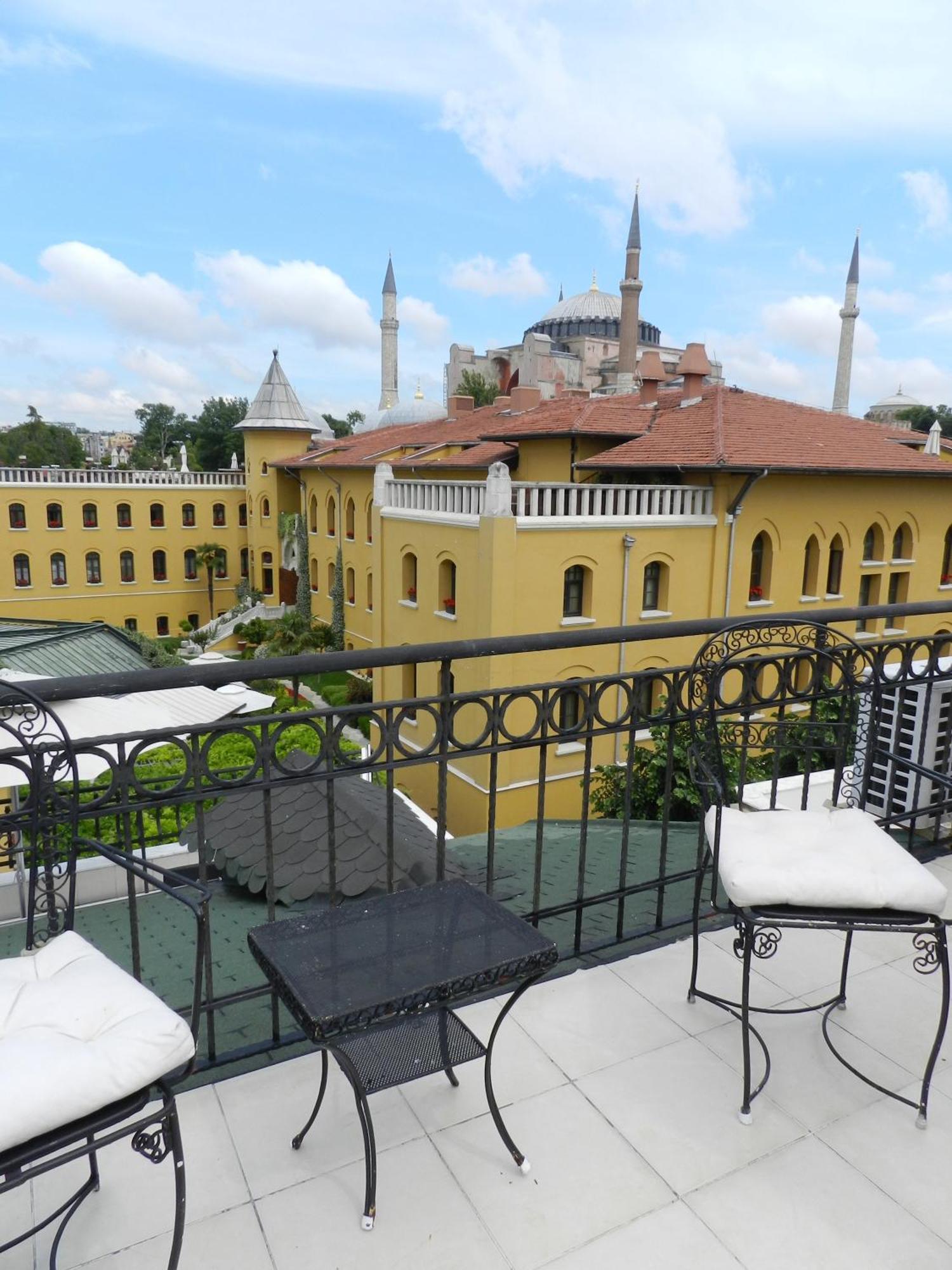 Guest House - Grandma's House Istambul Extérieur photo
