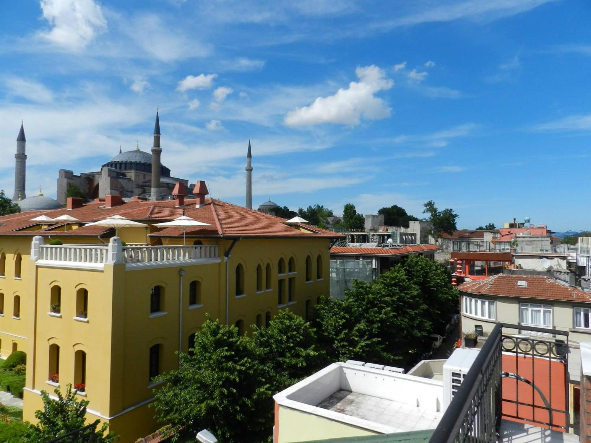 Guest House - Grandma's House Istambul Extérieur photo
